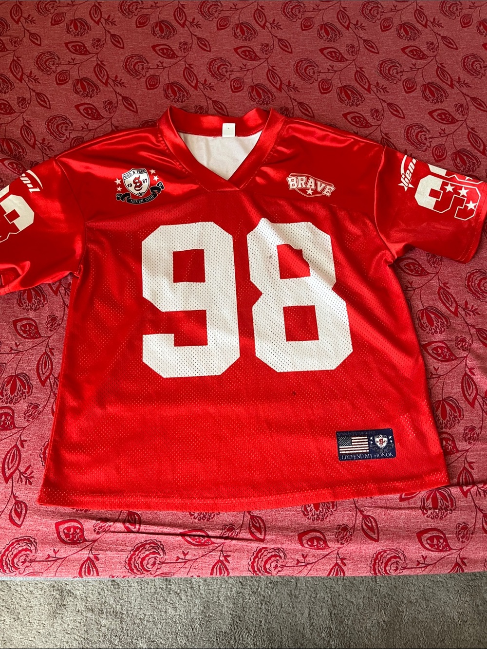 SHEIN Red Kids' Football Jersey with White 98